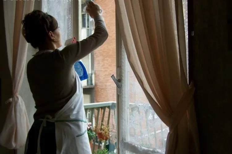 Clujenii nu vor să MUNCEASCĂ! Caut menajeră și ofer 700 de lei pentru 3 - 4 ore de muncă, dar nu găsesc 