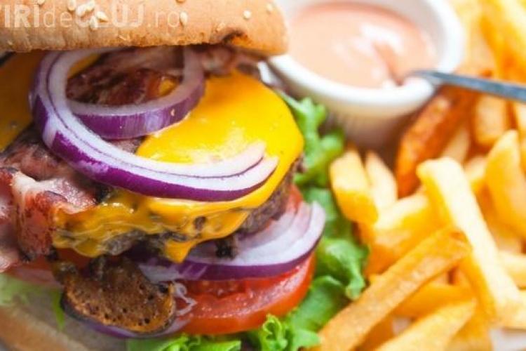 Dieta fast-food: Cum să slăbești cu ”junk food”