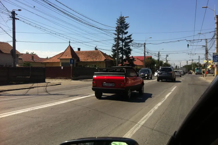 Poza zilei: Oltcit decapotabil pe străzile Clujului. Cum arată bijuteria tunată - VIDEO