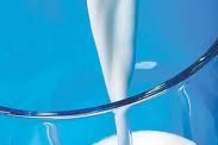 Cum te ajută laptele să previi cariile