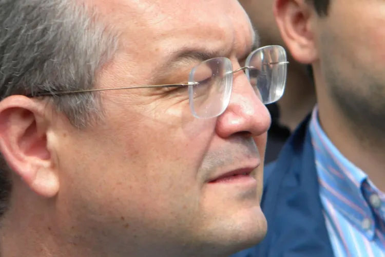 Emil Boc candidează la funcția de președinte. Cine i-a propus FUNCȚIA