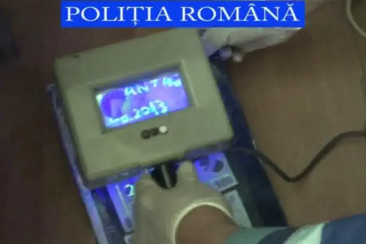 Șantajau pe un bărbat din Turda că vor dezvălui informații compromițătoare despre el. Acum sunt după gratii