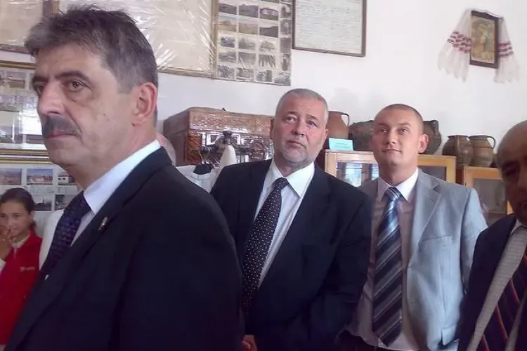 Scandal în PNL Cluj, în pragul alegerilor. Szeplekan îl acuză pe Uioreanu că îi e FRICĂ de el