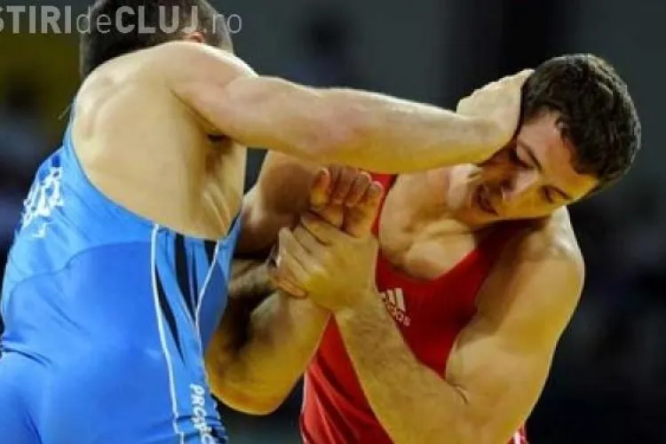 Doi clujeni participă la Campionatul Mondial de Lupte de la Budapesta