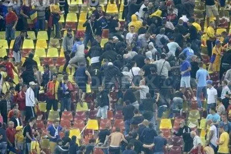 Naționala României riscă sancțiuni grave de la FIFA după meciul cu Ungaria