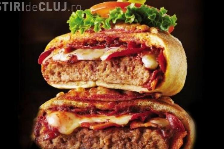 ”Pizzaburger-ul”, cea mai nouă bombă calorică de fast-food