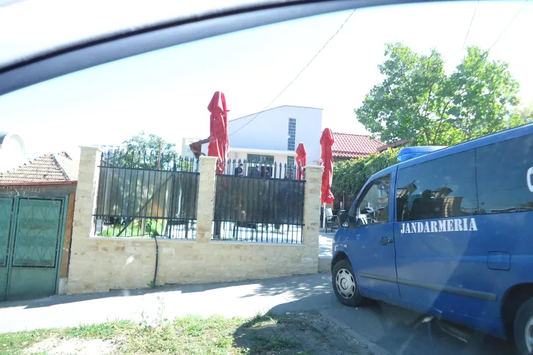 Scandal între bețivi la un bar de pe strada Liviu Rebreamu, cartierul Gheorgheni - FOTO