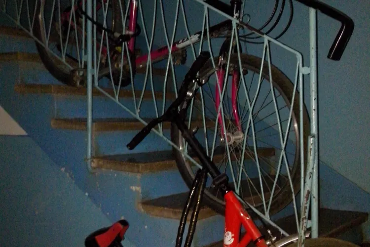 Un clujean cere garaje tip parking pentru biciclete