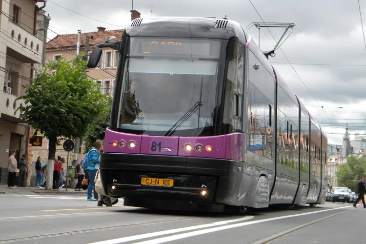 Tramvaiele vor avea linie proprie în Cluj-Napoca, delimitată de traficul AUTO. Cum vi se pare inițiativa?