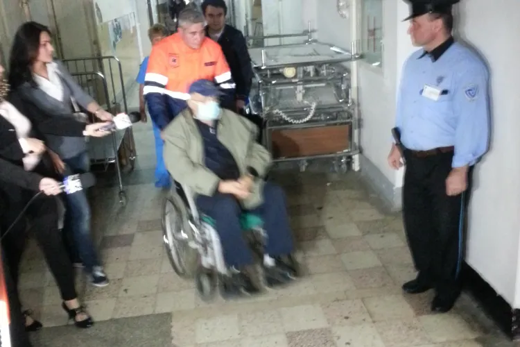 Arșinel, adus în scaun cu rotile, pentru a fi reinternat la Cluj. Nu a vrut să declare nimic