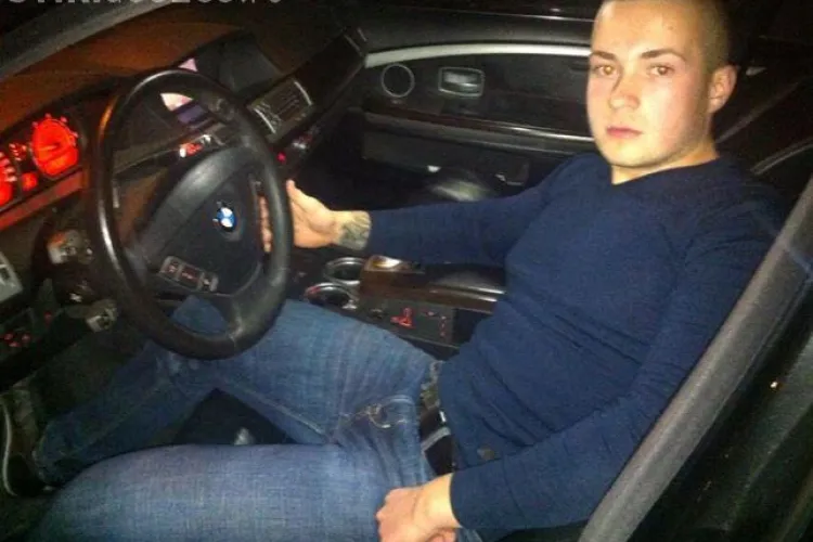 Cocalarul din Piața Cipariu și-a cumpărat BOLID și s-a filmat în centrul Clujului: ”Mi-am luat BMW pentru toți ziariștii” - VIDEO