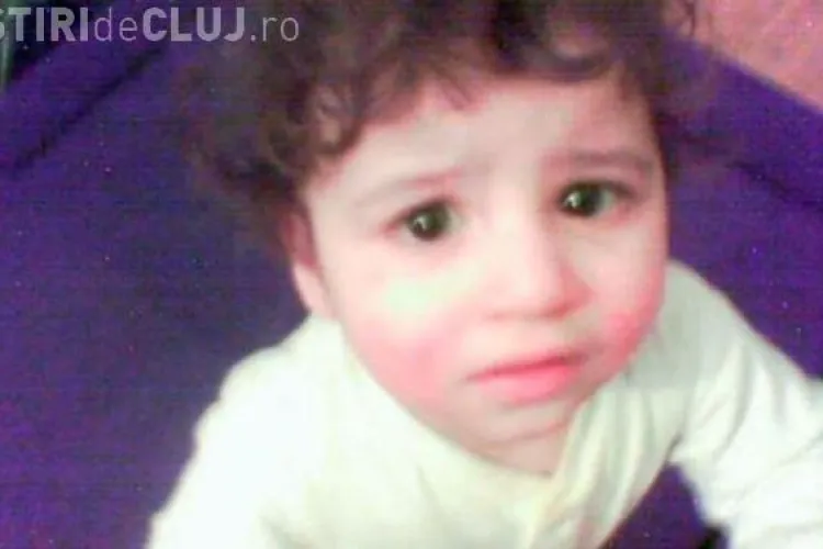 Femeia care a revoltat o țară întreagă. Copilul i-a murit de foame și ea a comandat pizza