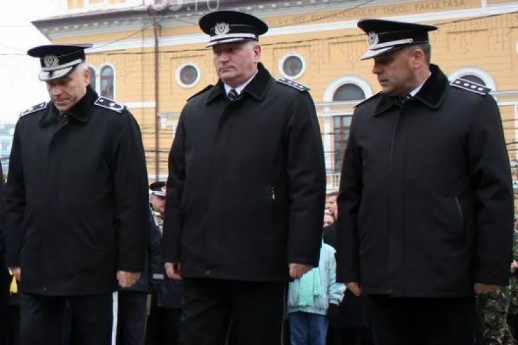 Chestorul Păcurar și comisarul Pintea, cel care a umilit în trafic un polițist, cercetați disciplinar
