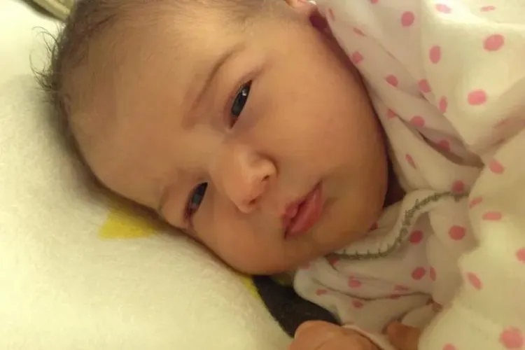 Traian Băsescu se laudă cu nepoata lui pe Facebook FOTO