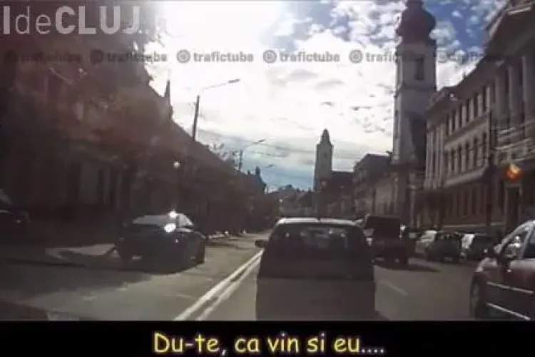 Pe contrasens, prin centrul Clujului. Unii șoferi se cred în Anglia - VIDEO