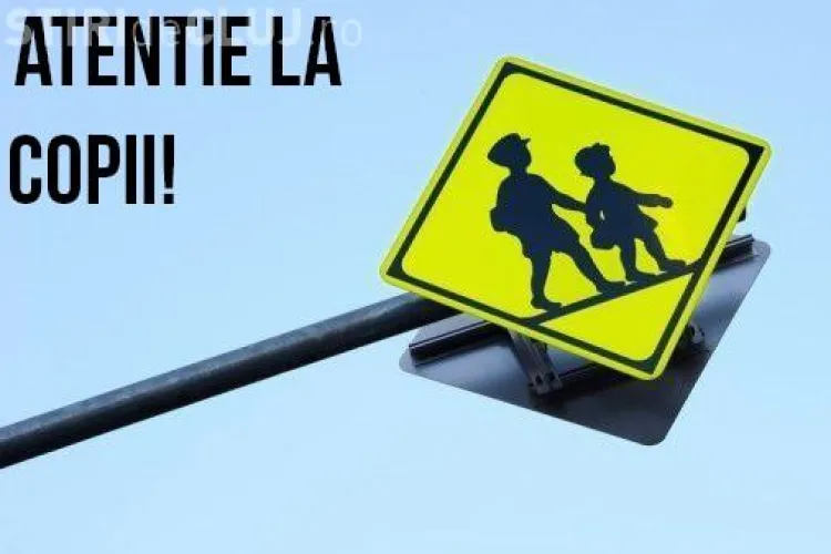 Pilotul Bogdan Marișca îi avertizează pe șoferi: Atenție la copii! Rulați cu 30 km/h în zona școlilor și puteți salva o viață!