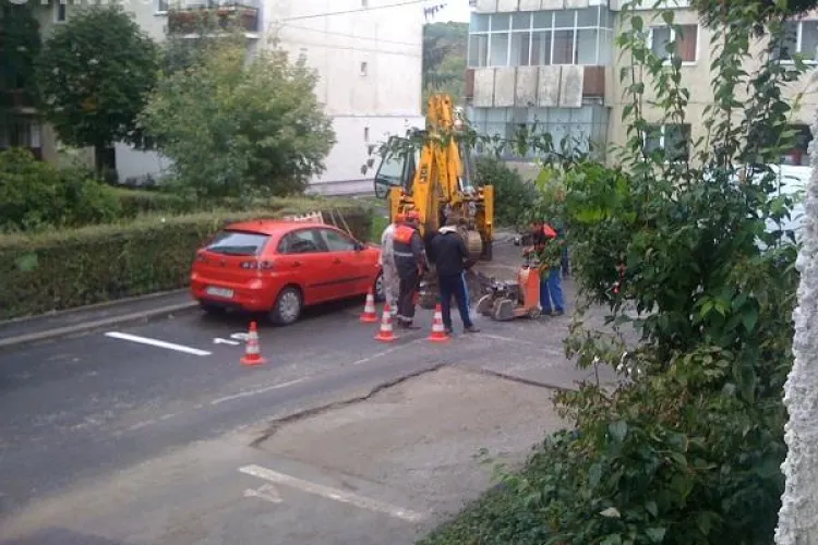 Clujenii se plâng de străzile sparte de E On. Vezi ce spune Primăria