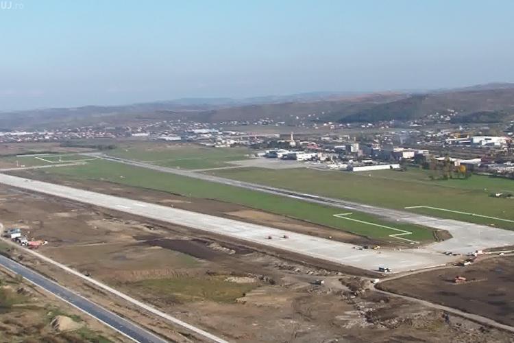 Pista Aeroportului Cluj-Napoca e GATA! Imagini AERIENE în premieră cu cea mai mare investiție din ultimii 50 de ani - VIDEO EXCLUSIV