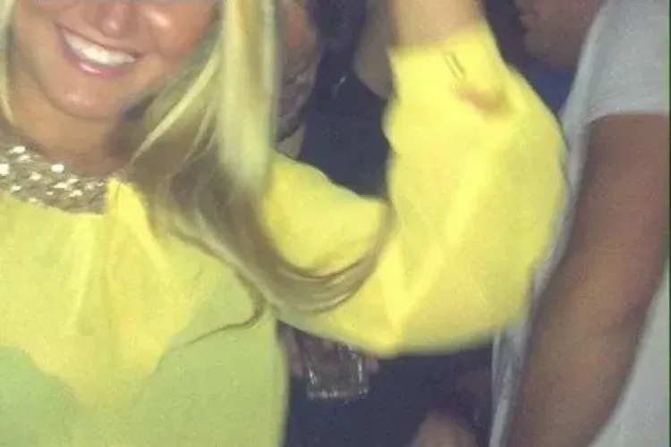 O clujeancă a fotografiat un HOȚ chiar când îi fura telefonul în club: ÎL RECUNOAȘTE CINEVA? - FOTO