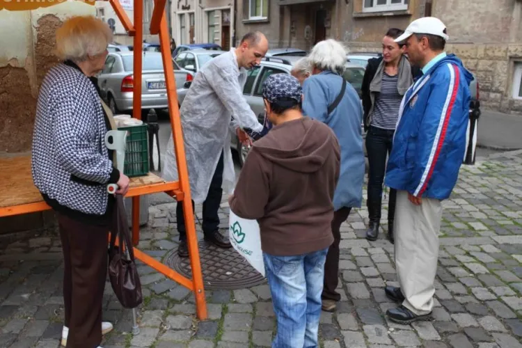 O masă caldă, proiect al studenților din Cluj - FOTO
