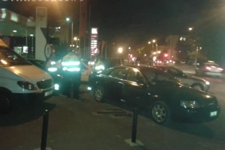 O șoferiță a parcat, blocând ambulanța timp de 4 ore