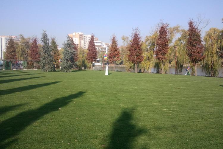 Parcul de lângă lacul Gheorgheni din Cluj a fost inaugurat. Vezi în PREMIERĂ cum arată Iulius Parc - Galerie Foto