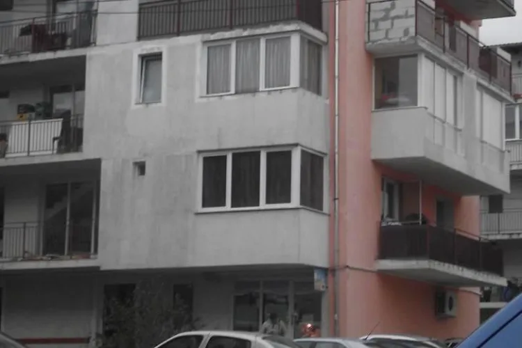 Afișul din Florești considerat discriminator de un clujean imobilizat în scaunul cu rotile: ”Nu intrați cu cărucioarele!” - FOTO