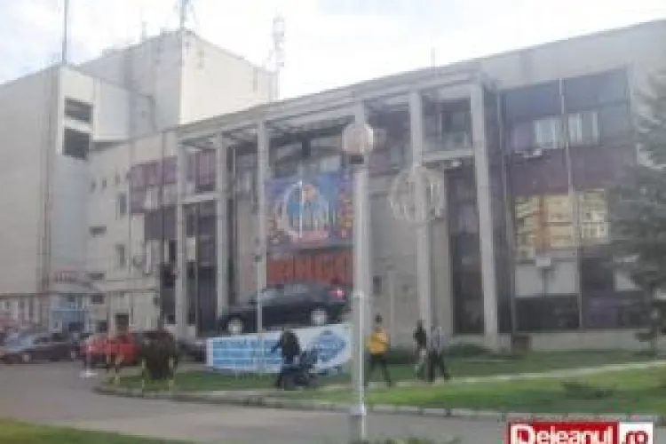 Un bărbat a vrut să își dea foc în văzul lumii pentru că nu a primit banii de la Bingo FOTO