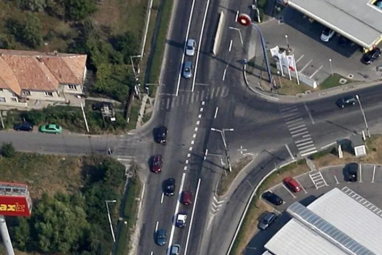 Sens giratoriu pe Calea Turzii la intersecția cu strada Bună Ziua