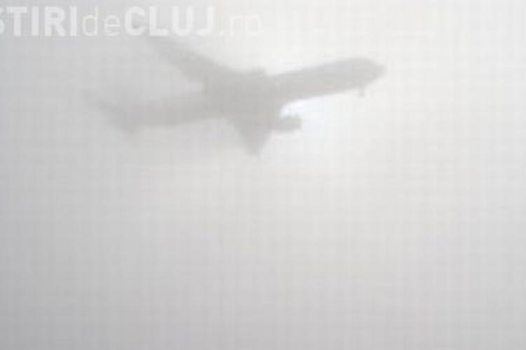 Avion care trebuia să aterizeze la Cluj, redirecţionat la Sibiu din cauza ceţii