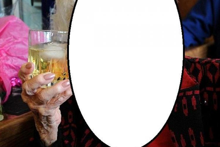 Are 100 de ani, fumează 15 tigări pe zi și bea whisky. Vezi cum arată o femeie din Marea Britanie FOTO