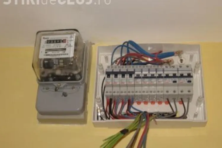 Vești proaste pentru români. Se SCUMPEȘTE factura la energie