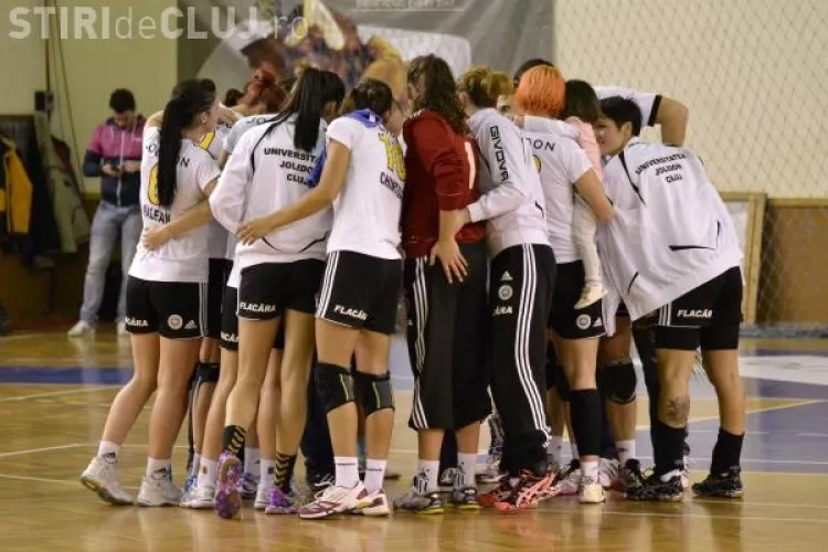 U Jolidon s-a calificat în optimile Cupei EHF. Clujencele au învins echipa Paok Salonic