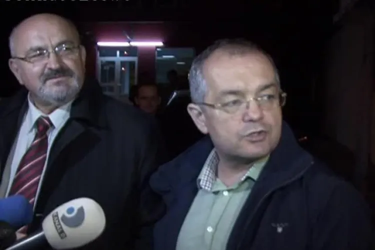 Politicienii și mistreții în Mănăștur. Prefectul către Boc: Poate i-a chemat primarul să protesteze - VIDEO