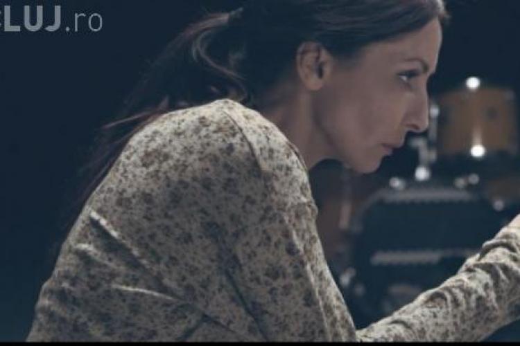 Mihaela Rădulescu apare bătută în noul videoclip al trupei Taxi VIDEO