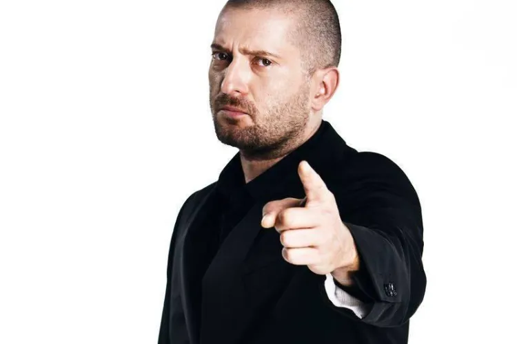 Probleme mari la Antena 1 din cauza lui Cheloo. Au primit avertisment din Marea Britanie