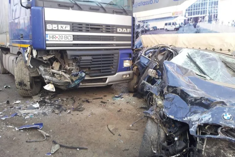 Accident mortal la Gilău! Un BMW a lovit un bărbat pe marginea drumului. UPDATE: Șoferul era beat