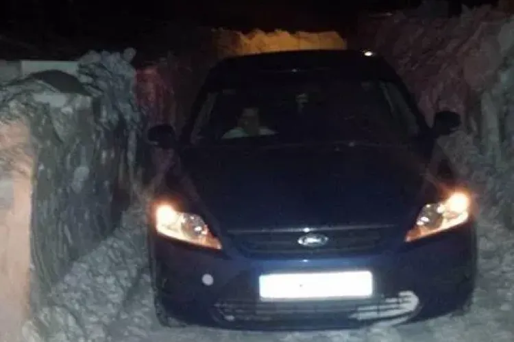 Zăpadă de 2 metri la Măguri - FOTO