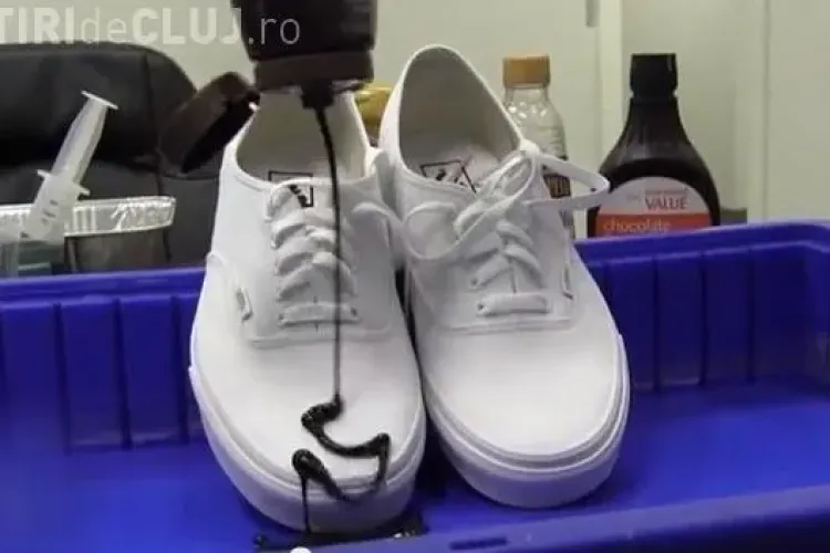 Cum funcționează spray-ul care respinge apa - VIDEO