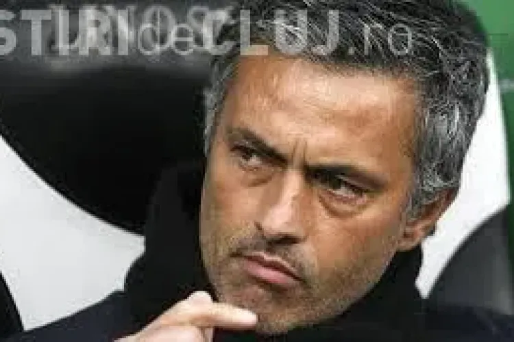 Murinho îi consolează pe steliști înaintea meciului de la Londra: ”Nu s-au făcut de râs”