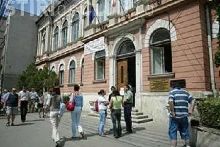 Studenții de la UTCN primesc bursele cu întârziere. Care este motivul?