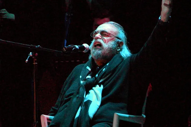 Demis Roussos a făcut senzație, dar și-a dezamăgit fanii din Cluj la final. Ce s-a întâmplat? - VIDEO