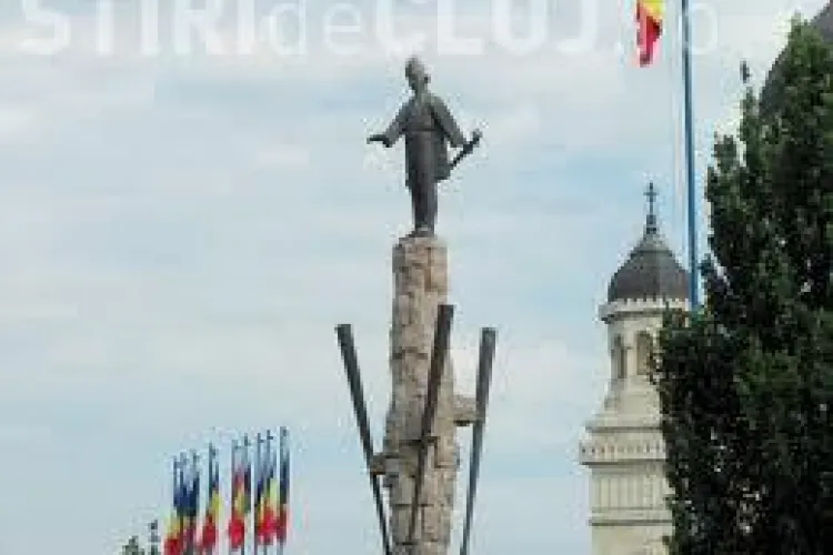 Depunere de coroane și paradă militară de 1 Decembrie la Cluj. Vezi programul