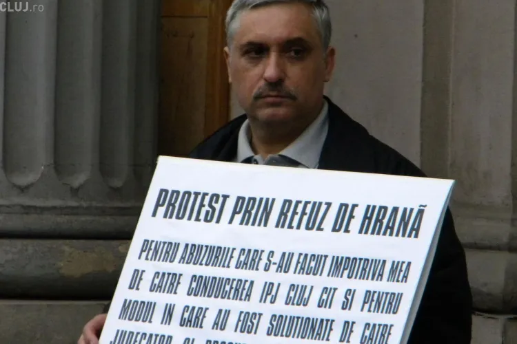 Poliţistul Sever Legian își dă foc în fața Guvernului: Voi fi primul poliţist care îşi va da foc