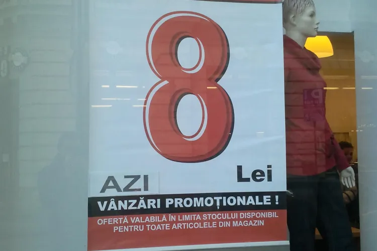 Black Friday la magazinele second hand din centrul Clujului - FOTO