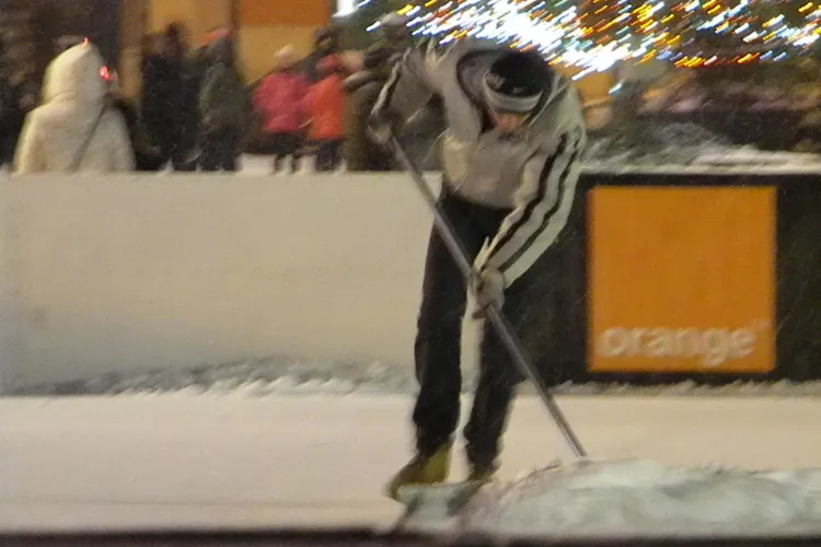 Intrare GRATUITĂ la patinoarul din Piața Unirii, în 1 decembrie