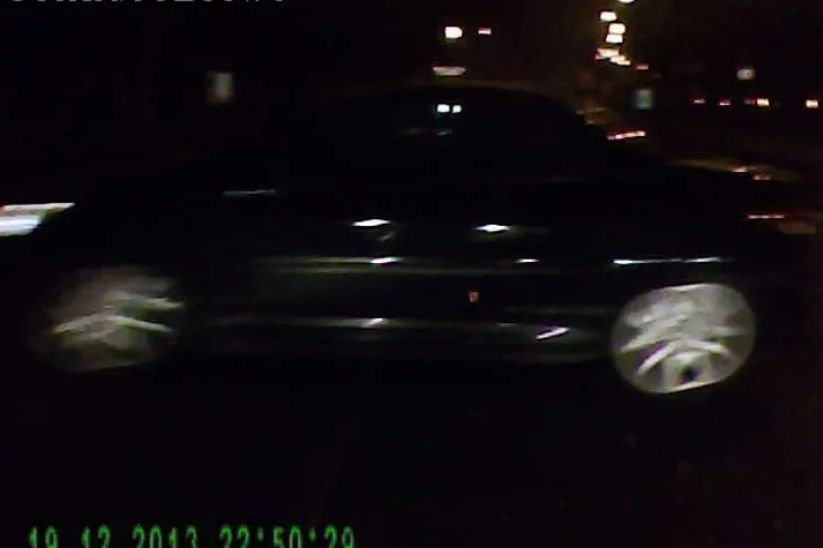 Soferita inconstienta  la volan,  în Cluj! La un pas de accident lângă Podul Garibaldi - VIDEO