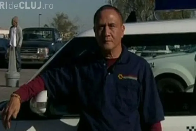 Un taximetrist a găsit în maşina sa o geantă cu 300.000 de dolari