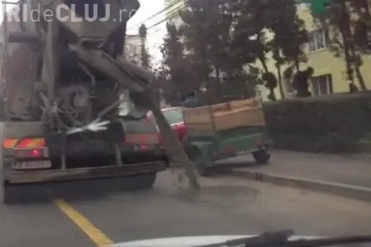 Pe drumurile din Cluj-Napoca fiecare face ce vrea: VINERI 13 în Mănăștur - VIDEO