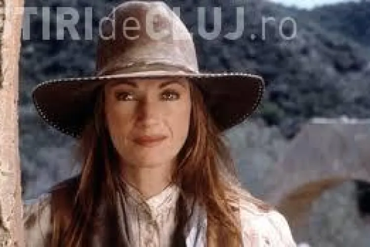 ”Dr. Quinn” surprinsă în ipostaze incendiare. Vezi cum arată actrița în costum de baie la 62 de ani FOTO